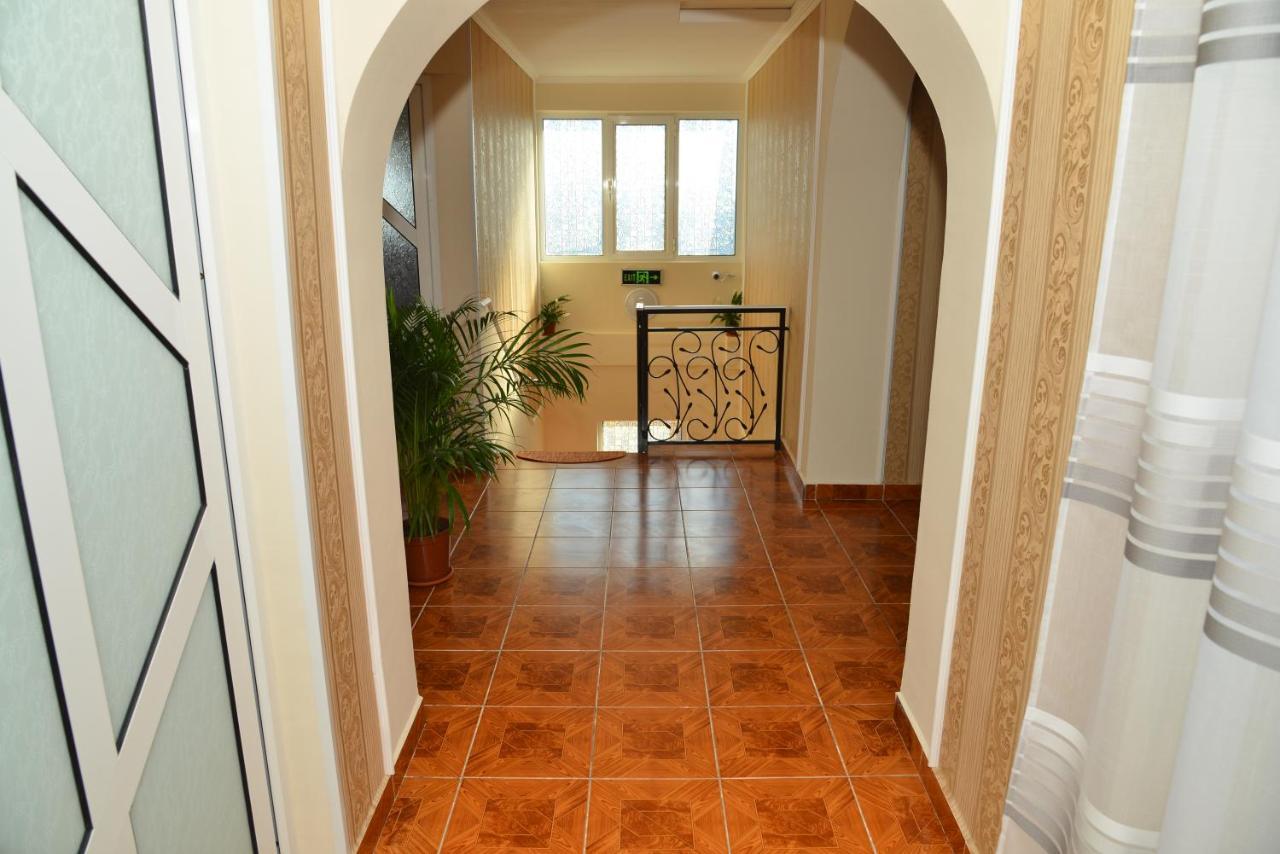 Stejarul Buzau Apartment Exterior photo
